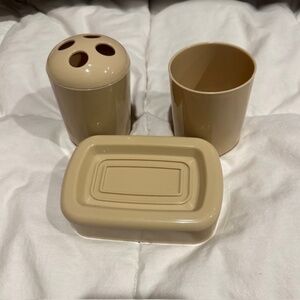 Tan bathroom set; plastic; excellent condition
